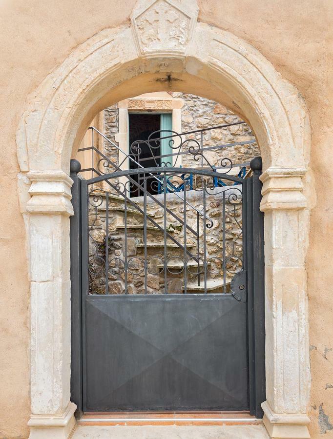 Private Studio In Historic House Lastros Dış mekan fotoğraf